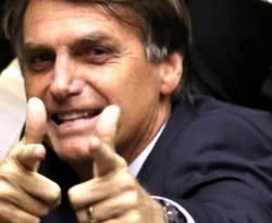 Governo Bolsonaro tem cinco dias para explicar flexibilização da posse de armas