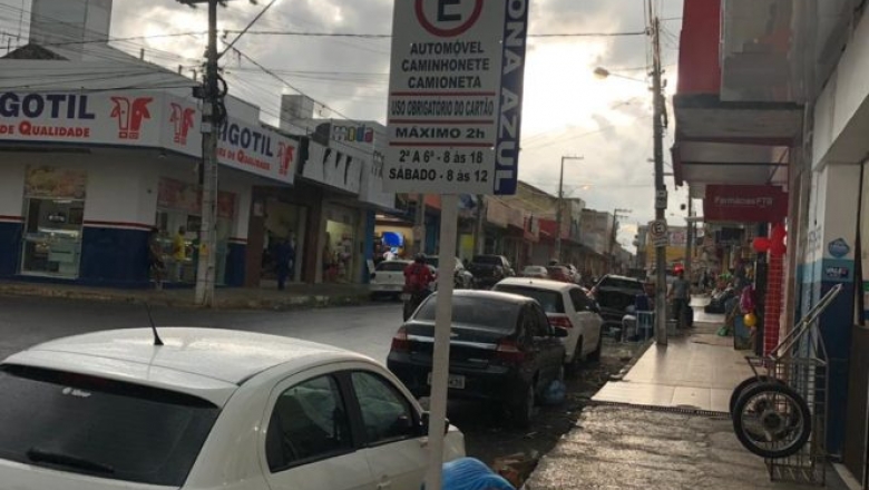 Tolerância na Zona Azul de Cajazeiras continua sendo de 20 minutos, garante prefeito Zé Aldemir