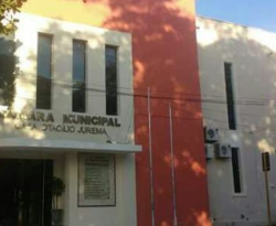 Prefeitura de Cajazeiras recua, modifica projeto e vendas de terrenos e prédios cai de 26 para 6; vereadores questionam
