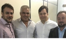 Jr. Araújo se reúne com cúpula do PSB em JP e dá sinais de aproximação com grupo de RC