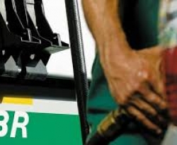 Petrobras reajusta preços da gasolina e do diesel neste sábado