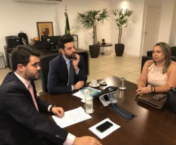 Prefeita de Joca Claudino apresenta projetos para o ministro do Esporte em Brasilia