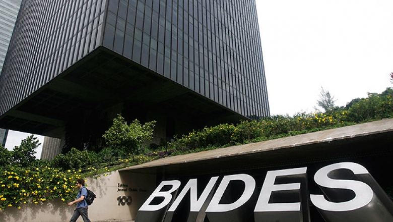 BNDES renegocia dívida com estados; Paraíba deve R$ 750 milhões