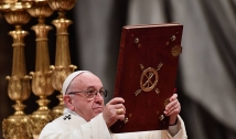 Papa Francisco pede menos consumismo e mais esforço pela paz