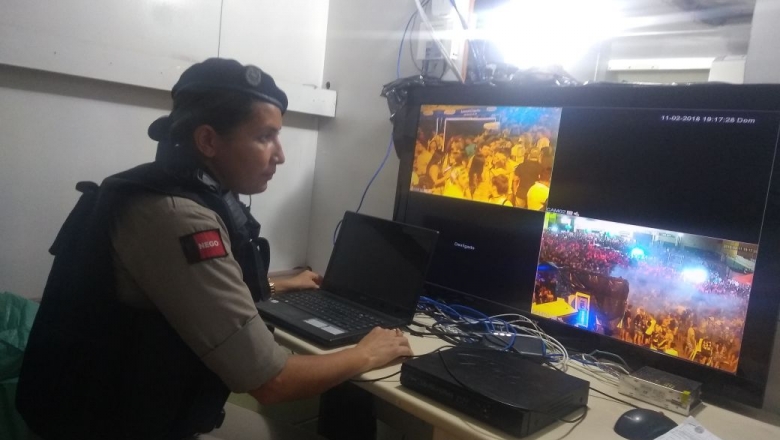 Policia Militar tem auxílio de câmeras e plataforma de monitoramento no Corredor da Folia em Cajazeiras