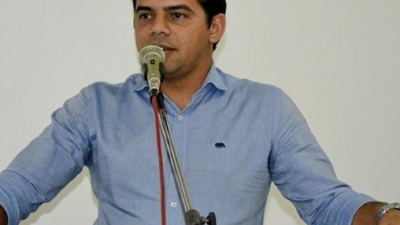Uiraúna: vereador de oposição cobra planilha de gastos do carnaval: "Tomara que não comprometa a folha dos servidores"