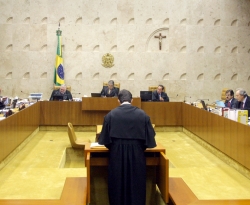 STF mantém aplicação da Ficha Limpa a políticos condenados antes de 2010 por abuso de poder