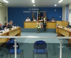 Bancada de situação na Câmara de Cajazeiras lamenta falta de comunicação e diz que prefeito errou nas suas declarações contra os vereadores da base