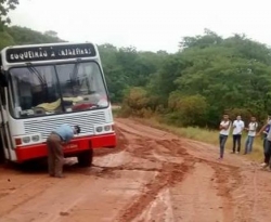 Com empréstimos liberados, Jeová e presidente da Câmara de Cajazeiras cobram asfaltamento da estrada de Boqueirão de Piranhas