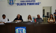 Vereadores descartam reeleição de Neto de Maro para presidência da Câmara de Uiraúna