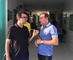 Prefeito de São José de Piranhas inspeciona funcionamento do Hospital Municipal e confirma compra de três ambulâncias