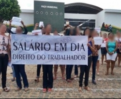 Prefeitura de Joca Claudino volta a atrasar salários, professores ensaiam greve e alunos procuram escolas em outros municípios 