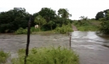 Rio Piranhas transborda na zona rural de Cajazeiras