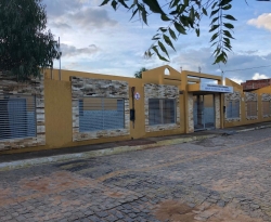 Prefeito de Bernadino Batista assina ordem de serviço para reconstrução da Escola José Batista de Sousa