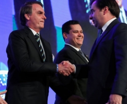 Bolsonaristas espalham boato sobre fundo eleitoral para atacar Maia e Congresso