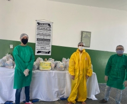 Prefeitura de São José de Piranhas distribui kits de merenda para alunos da rede municipal