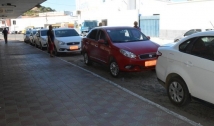 Taxistas afetados pela crise do coronavírus requerem cestas básicas a Prefeitura de Cajazeiras