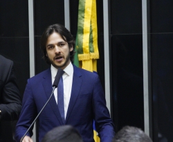 Pedro defende urgência na votação do Fundeb, que prevê aumento para 20% no repasse para estados e municípios