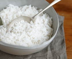 Preço do arroz tem aumento de 50% e especialista apresenta alternativas para substituir cereal na alimentação