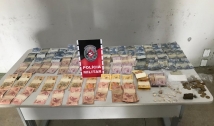 Polícia apreende maconha, cocaína e dinheiro do tráfico em cidade do interior paraibano