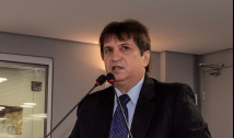 Suplente Janduhy Carneiro assume cadeira de Felipe Leitão na ALPB