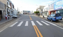 Com supervisão da SCTrans, empresa retoma sinalização vertical e horizontal de avenidas em Cajazeiras