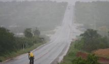 Inmet alerta cidades paraibanas para chuvas fortes; 49 municípios do Sertão estão na lista