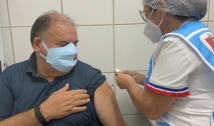 Em sábado de imunização contra a Covid, Cajazeiras vacinou mais de mil idosos 