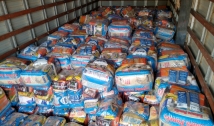 Prefeitura de Bom Jesus entrega kits alimentícios durante a Semana Santa