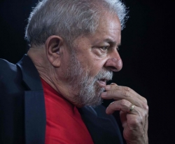 Lula se reúne com Maia e propõe união entre esquerda e centro para 2022