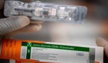 Butantan entrega 1,1 mi doses de vacina e paralisa produção por falta de insumos 