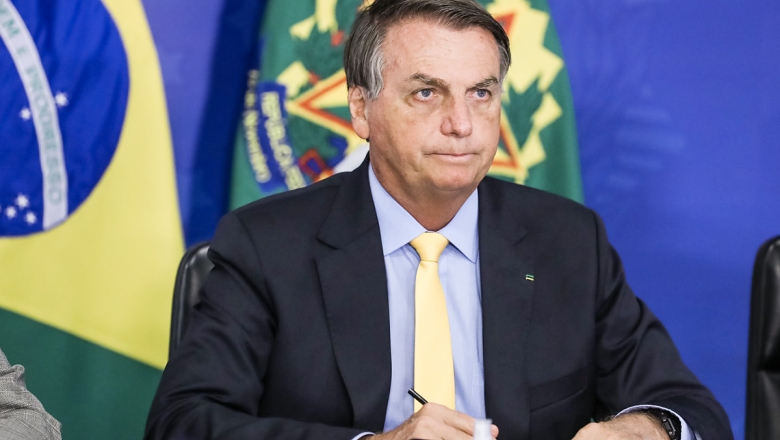 Bolsonaro pede que seja avaliada faixa de isenção até R$ 2,5 mil do IR