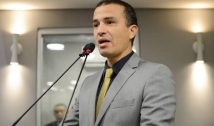 Apagado e único representante de Patos na ALPB, Dr. Érico pensa em desistir de reeleição - por Gilberto Lira