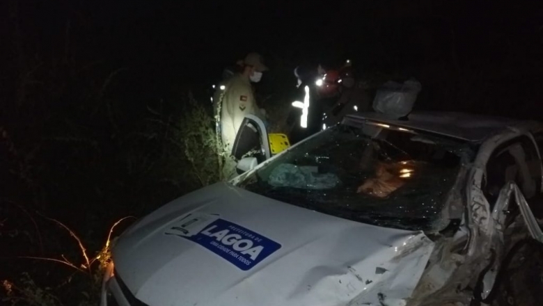 Mulher morre após carro de prefeitura paraibana colidir contra caminhonete, entre Malta e Patos
