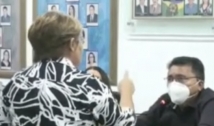 Prefeita de Uiraúna vai à Câmara pra intimidar e rebater denúncias de vereador