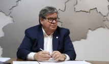 João Azevêdo autoriza obras de travessia urbana de 13 municípios e de pavimentação em Bonito de Santa Fé até o Ceará