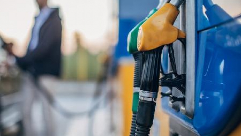 Governadores dizem que gasolina é ‘problema nacional’ e não tem relação com ICMS
