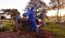 Brasil chega à trágica marca de 600 mil mortos por covid-19 nesta sexta