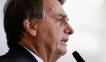 "Se Congresso derrubar veto, vou tirar dinheiro da Educação e da Saúde", diz Bolsonaro sobre absorventes