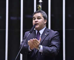 Efraim garante liberação de mais 3,2 milhões para municípios paraibanos; Brejo do Cruz e Nazarezinho estão na lista