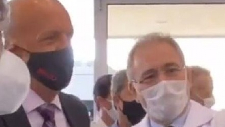 Em João Pessoa, ministro da Saúde defende fim do uso de máscaras até dezembro e secretário estadual discorda