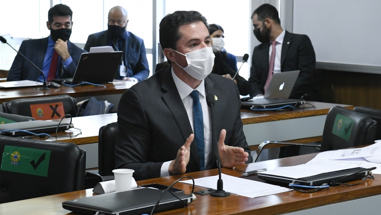 Relatório de Veneziano que destina R$ 650 milhões em emendas ao meio ambiente é aprovado em comissão do Senado