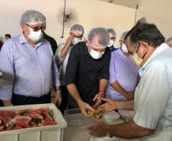 Restaurante Popular de Cajazeiras é inaugurado e governador João Azevêdo assegura mil refeições por dia