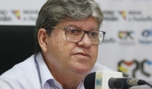Governador da Paraíba anuncia convocação de professores e aumento salarial em 2022