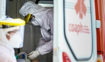 Alta de casos de Covid-19 'sinaliza' para terceira onda da pandemia no CE, diz secretário da Saúde