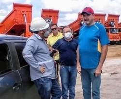 Jeová e ex-prefeito de Cachoeira dos Índios inspecionam e vibram com avanços do ramal do Apodi
