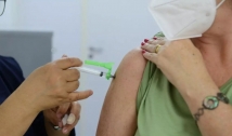 Vacinação em crianças deve seguir recomendações da Anvisa, diz Saúde