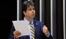 PSC e PSD formalizam convites a Ruy Carneiro; deputado federal deve sair do PSDB