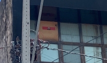 Símbolo nazista é visto em janela de apartamento em Cajazeiras; polícia investiga o caso
