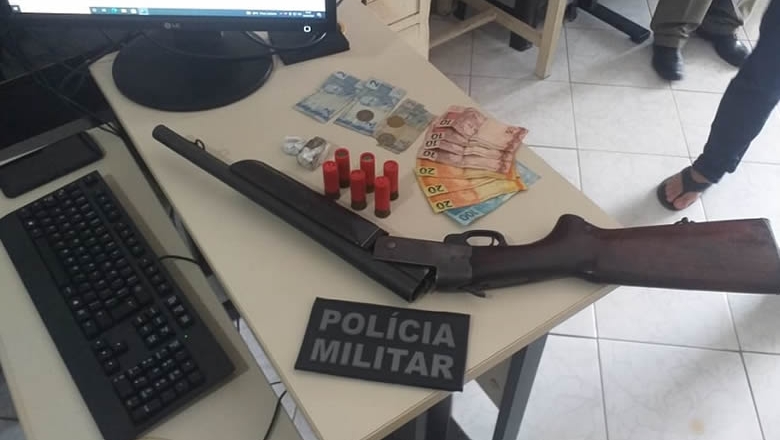 PM prende dupla que assaltou casa na zona rural de São José de Piranhas 